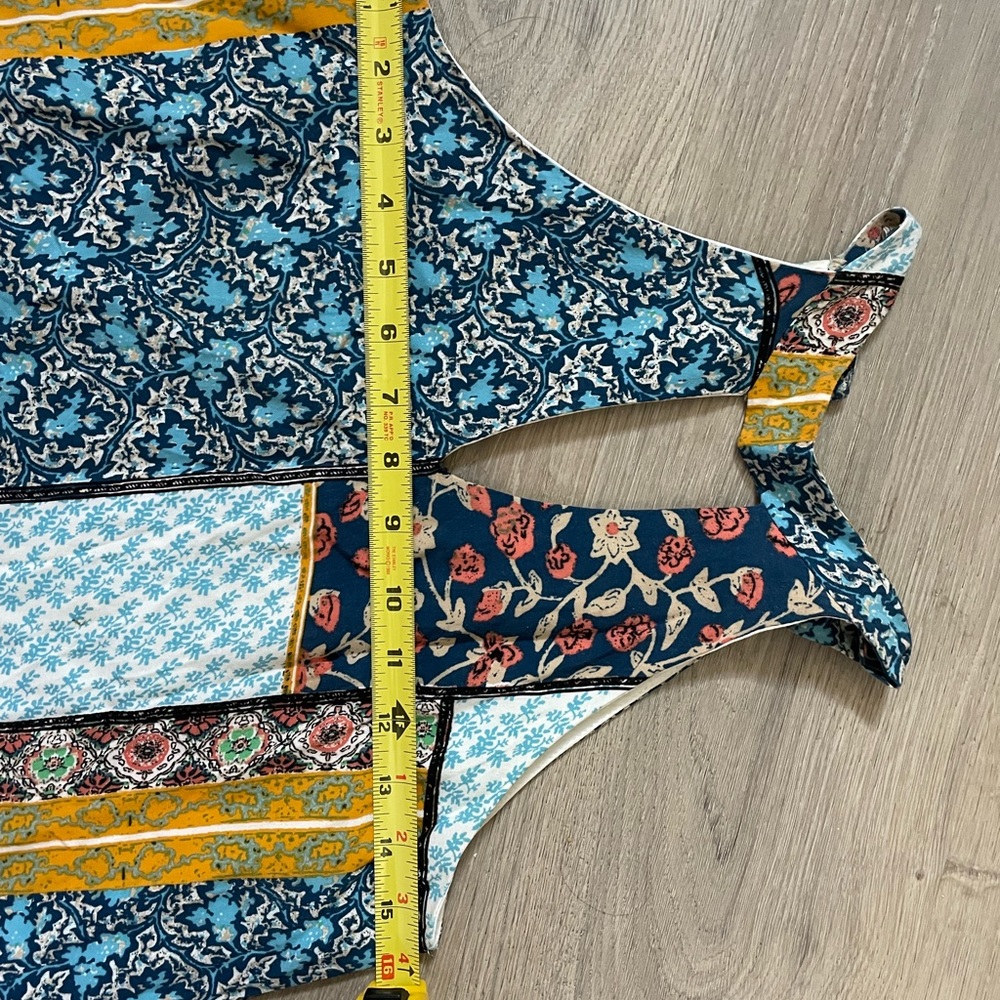 Cute patchwork halter sundress - Picture 2 of 7